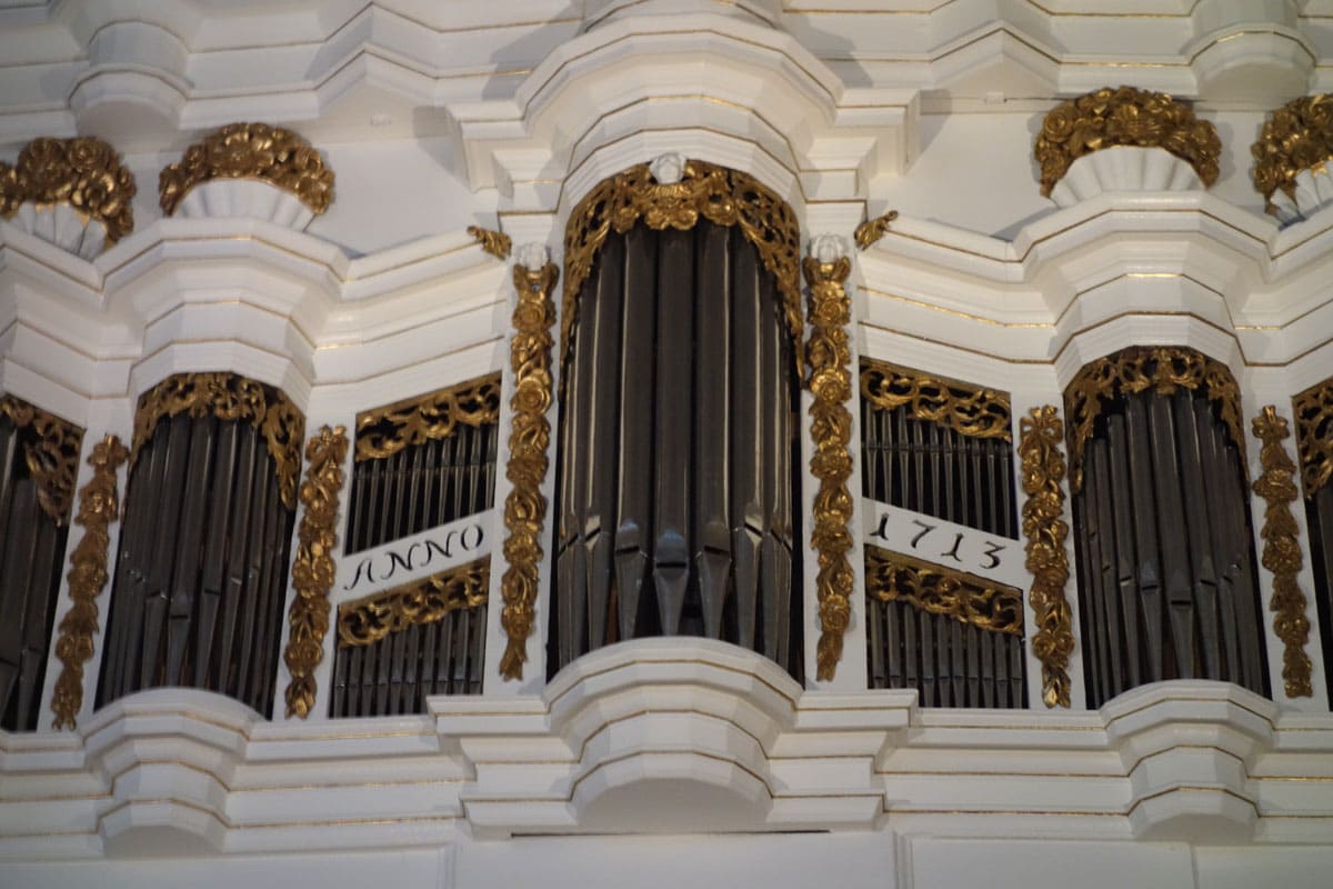 Today the organ played beautifully again